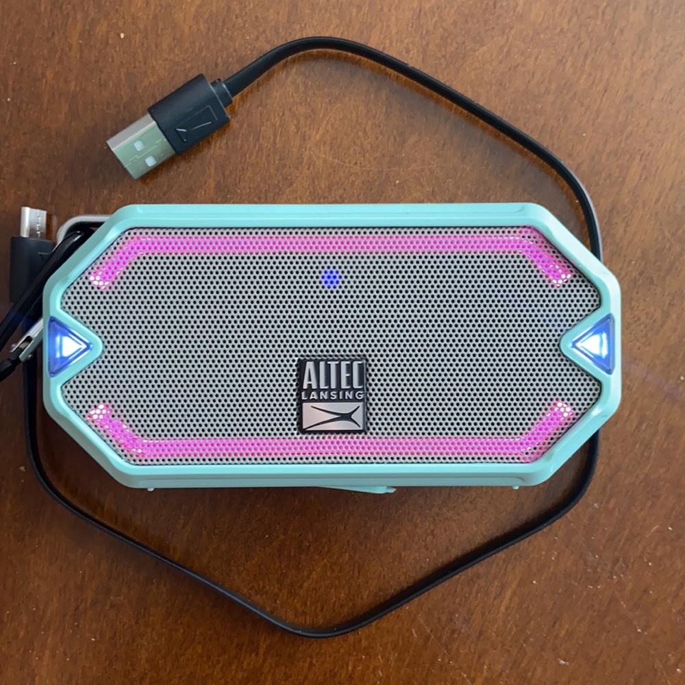 EUC Altec Lansing HydraMini Waterproof Bluetooth Speaker